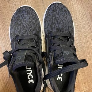Adidas Women Edge Lux 3 Black Carbon size 7.5